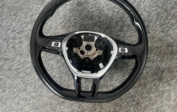 Volkswagen Polo V 6R Steering wheel 6C0419091E 62128015A