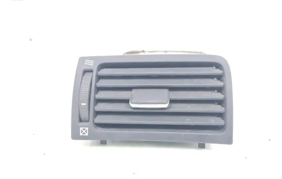 Toyota Avensis T250 Dashboard side air vent grill/cover trim 8518