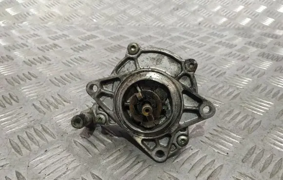Audi A6 S6 C5 4B Vacuum pump 72218501