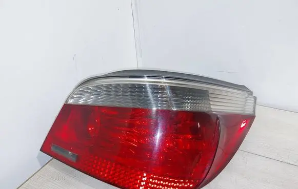 BMW 5 E60 E61 Rear/tail lights 6910768 E3159S 2VP00867900