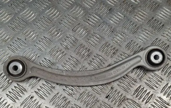 Mercedes-Benz C W204 Rear control arm 20409F12