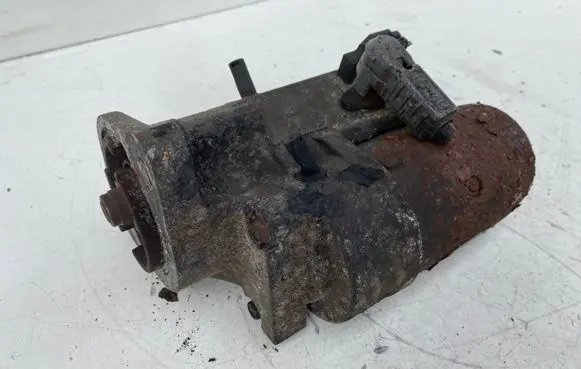 Toyota Corolla Verso E121 Starter motor 2810064430