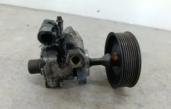 Opel Frontera B Power steering pump 