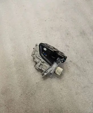 Audi Q7 4M Front door lock