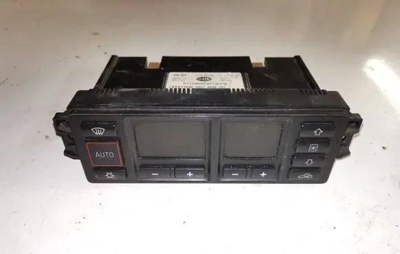 Audi A4 S4 B5 8D Climate control unit 8L0820043B