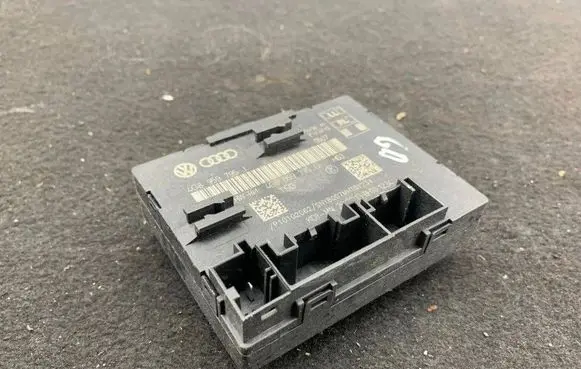 Audi A6 Allroad C7 Door control unit/module 4G8959795G 4G8959795J