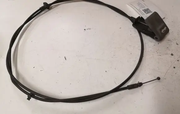 Engine bonnet (hood) release handle