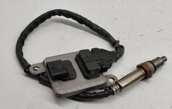 Mercedes-Benz GLC X253 C253 Lambda probe sensor A0009058411 0009058411 A3C01067400608