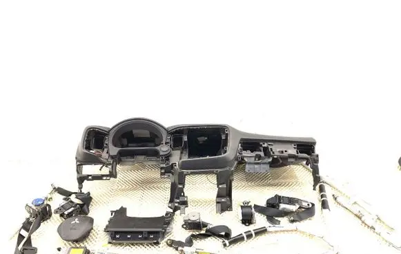 Mitsubishi Outlander Dashboard 