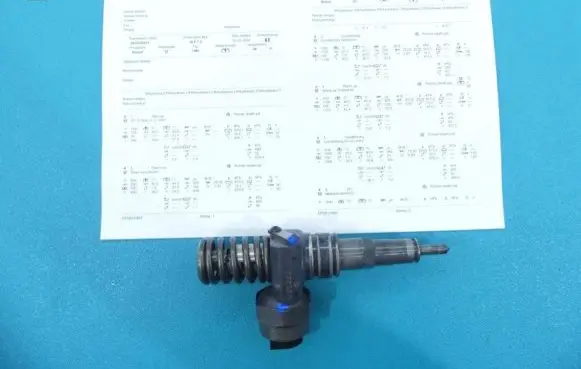 Volkswagen PASSAT B5.5 Fuel injector 0414720015 IMPRK1205223