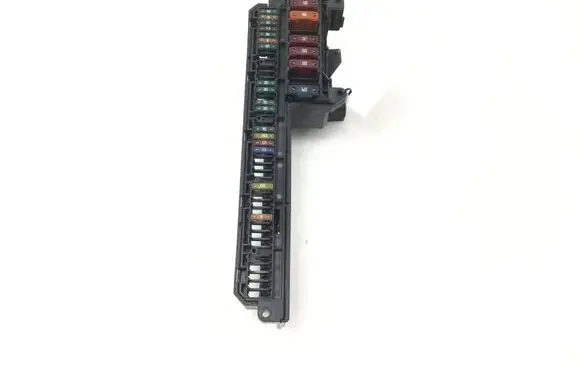 BMW 5 E60 E61 Fuse module 15613290