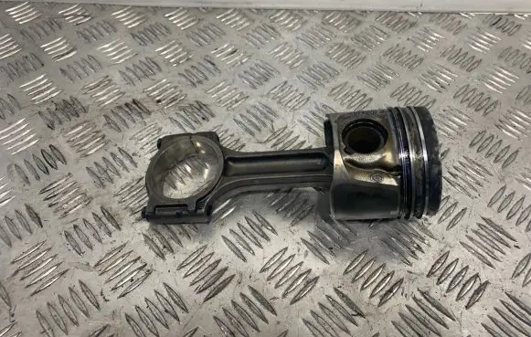 Renault Trafic II (X83) Piston with connecting rod 1058.7