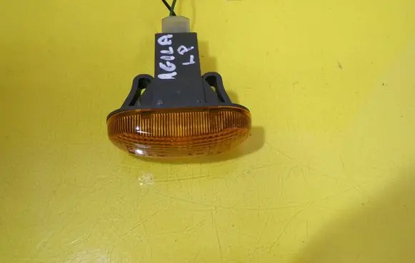 Opel Agila A Front fender indicator light 57237