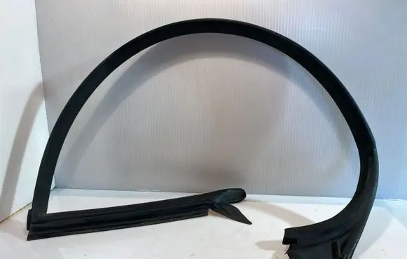 Audi S5 Rubber seal front coupe door window 8T0845353