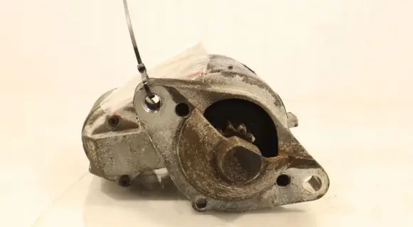 Dacia Logan II Starter motor 8200369521G