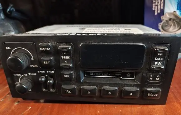 Chrysler Voyager Radio/CD/DVD/GPS head unit P04858556AD