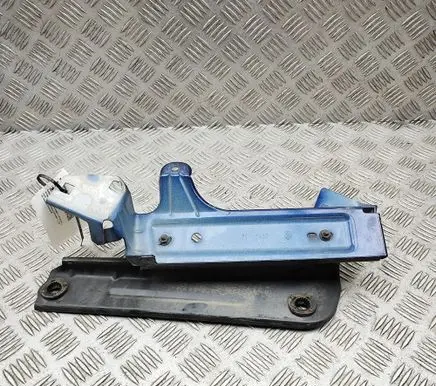 Alfa Romeo Stelvio Radiator support slam panel bracket