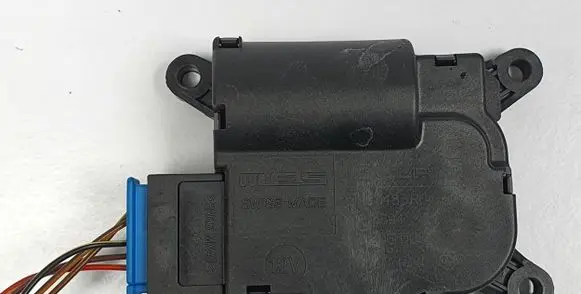Porsche Cayenne (9PA) A/C air flow flap actuator/motor 3093694