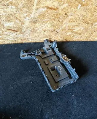 Seat Altea Battery tray 1K0915333C