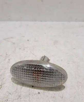 Mazda 3 I Front fender indicator light P2829