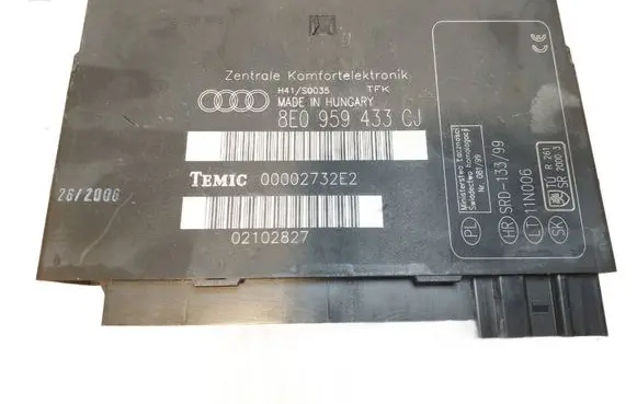 Audi A4 S4 B7 8E 8H Central body control module 8E0959433CJ 00002732E2 02102827