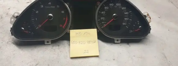 Audi A6 S6 C6 4F Speedometer (instrument cluster) 4F0920983H