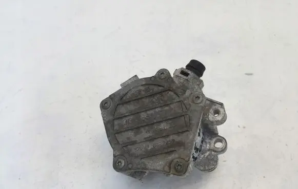 Volvo XC40 Vacuum pump 31316688