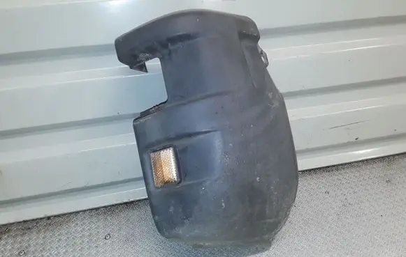 Rear bumper corner part panel trim