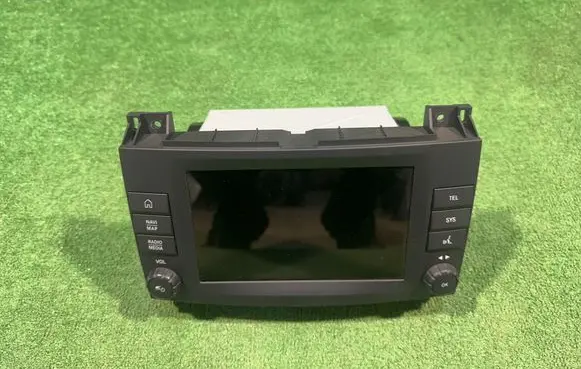 Mercedes-Benz Vito Viano W447 Radio/CD/DVD/GPS head unit A4479002621