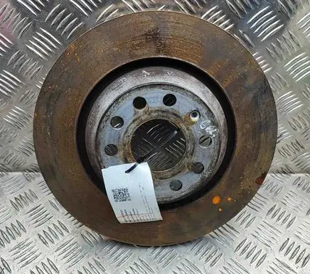 Volkswagen Golf VII Rear brake disc 5Q0615601E