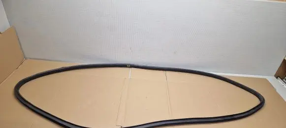 Jeep Grand Cherokee Front door rubber seal
