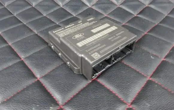 Ford Ka Airbag control unit/module 51889814 47110209L A2C53398644