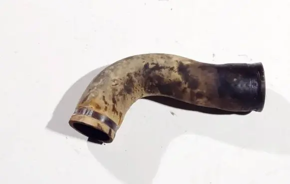Toyota Avensis T220 Intercooler hose/pipe
