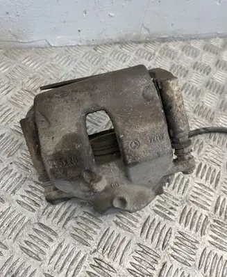 Mercedes-Benz C W204 Front brake caliper 