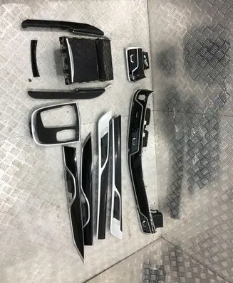 BMW 7 G11 G12 Dashboard glove box trim FINELINESCHWARG11