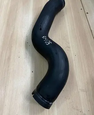 Iveco Daily 6th gen Intercooler hose/pipe