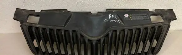 Skoda Fabia Mk2 (5J) Front grill 5J0853668C 011275130201