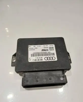 Audi A4 S4 B8 8K Hand brake control module 8K0907801J 32620230 A2C53406353