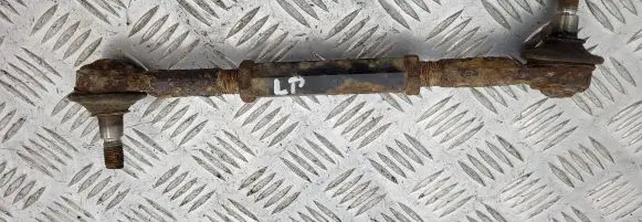 Nissan Terrano Steering tie rod 