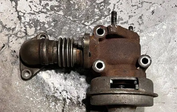 Honda CR-V EGR valve 60A70601