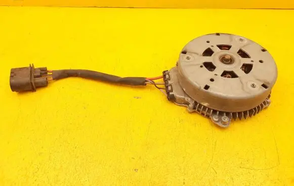 Audi A4 Allroad B9 Fan control module 3137232082 1137328 75103