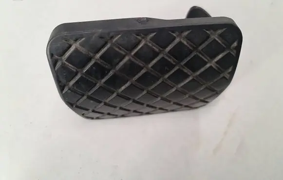 Volkswagen PASSAT B6 Brake pedal 1K0723173B