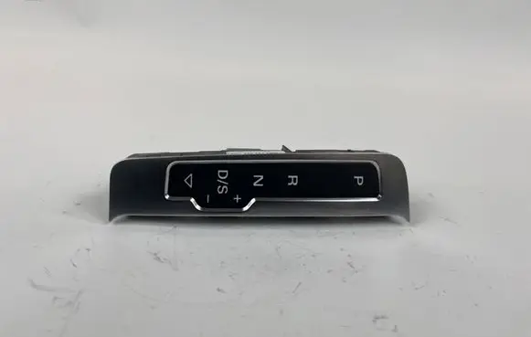Audi RS5 Gear shift selector indicator 8R1713463