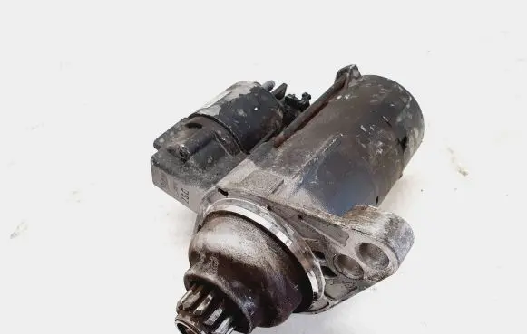 Seat Ibiza IV (6J,6P) Starter motor 02Z911024K