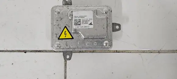 Volvo C70 Headlight ballast module Xenon 130732926901 1200VDC43V H00S0001