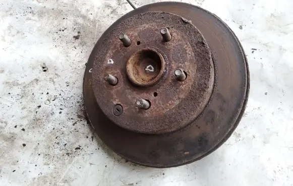 Toyota Corolla Verso E121 Rear wheel bearing hub 