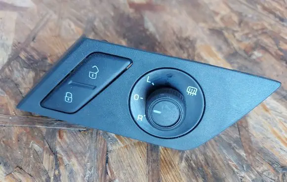 Volkswagen Caddy Wing mirror switch 2K5868823A 1K8959565B