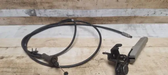 Engine bonnet (hood) release handle
