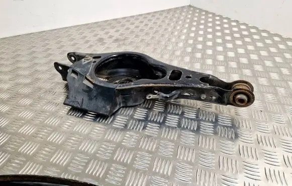 Toyota RAV 4 (XA50) Rear control arm
