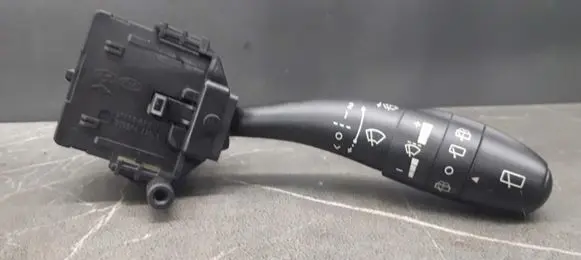 Hyundai i30 Fog light switch 93420-2R010